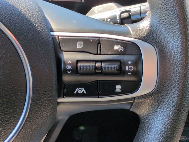 Used 2025 Kia K5 LXS image 25