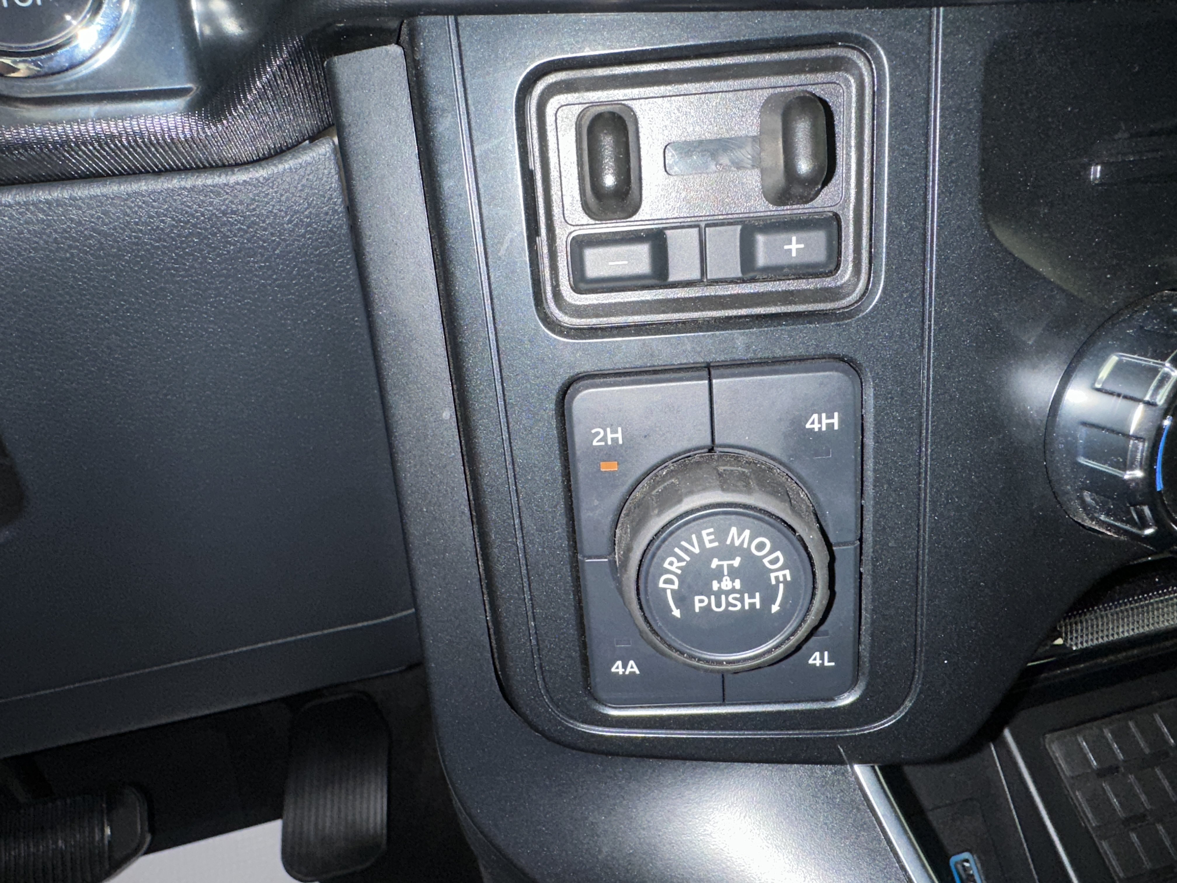 Certified 2024 Ford F150 Raptor AWD/4WD image 21