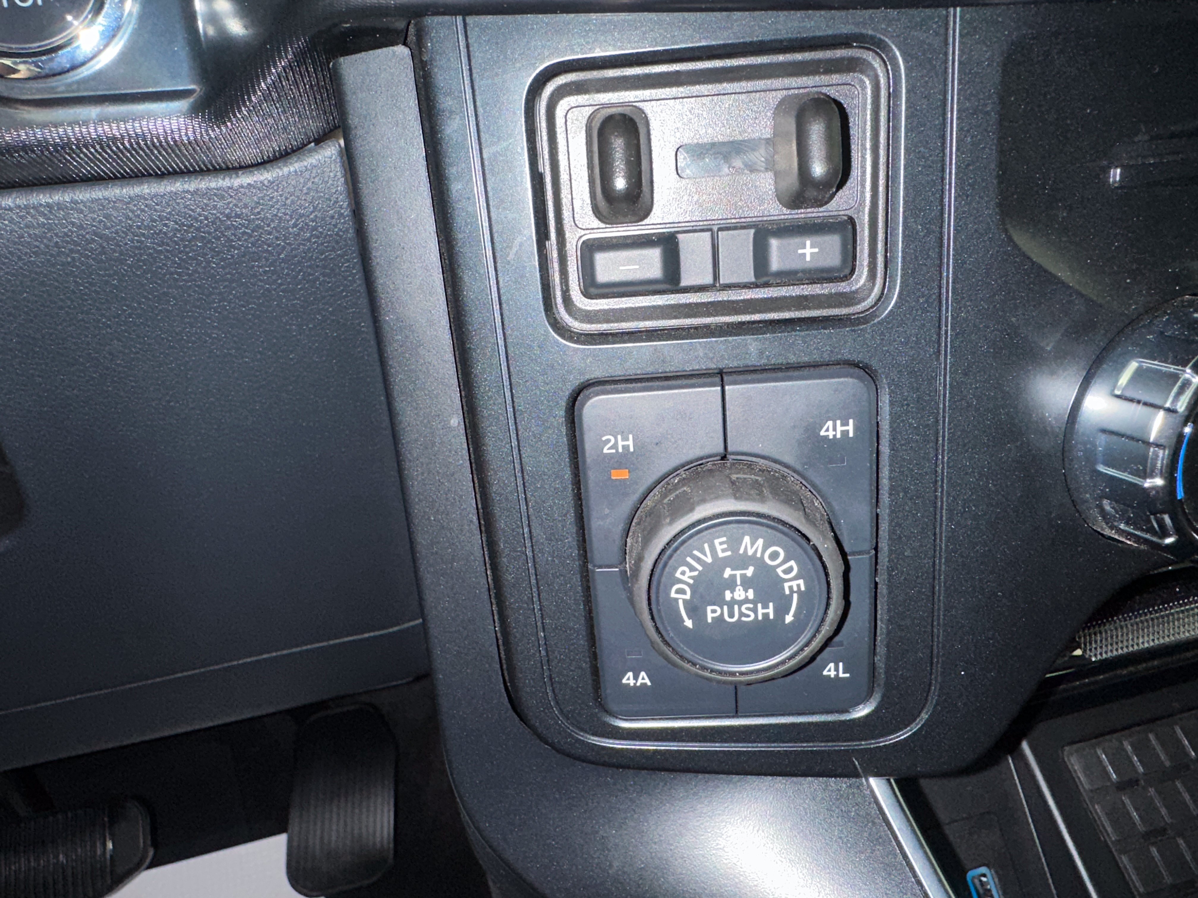 Certified 2024 Ford F150 Raptor AWD/4WD image 21