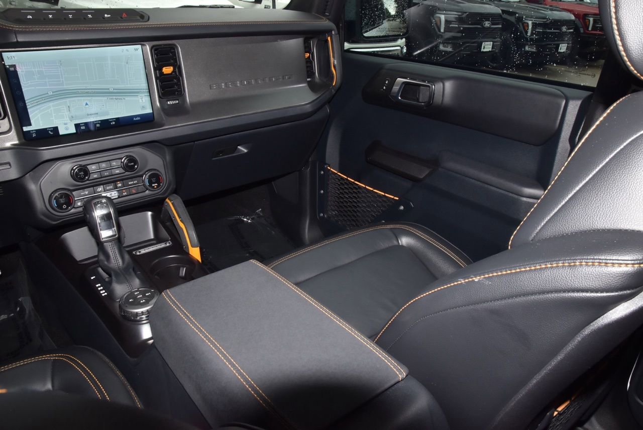 Certified 2024 Ford Bronco Badlands AWD/4WD image 17