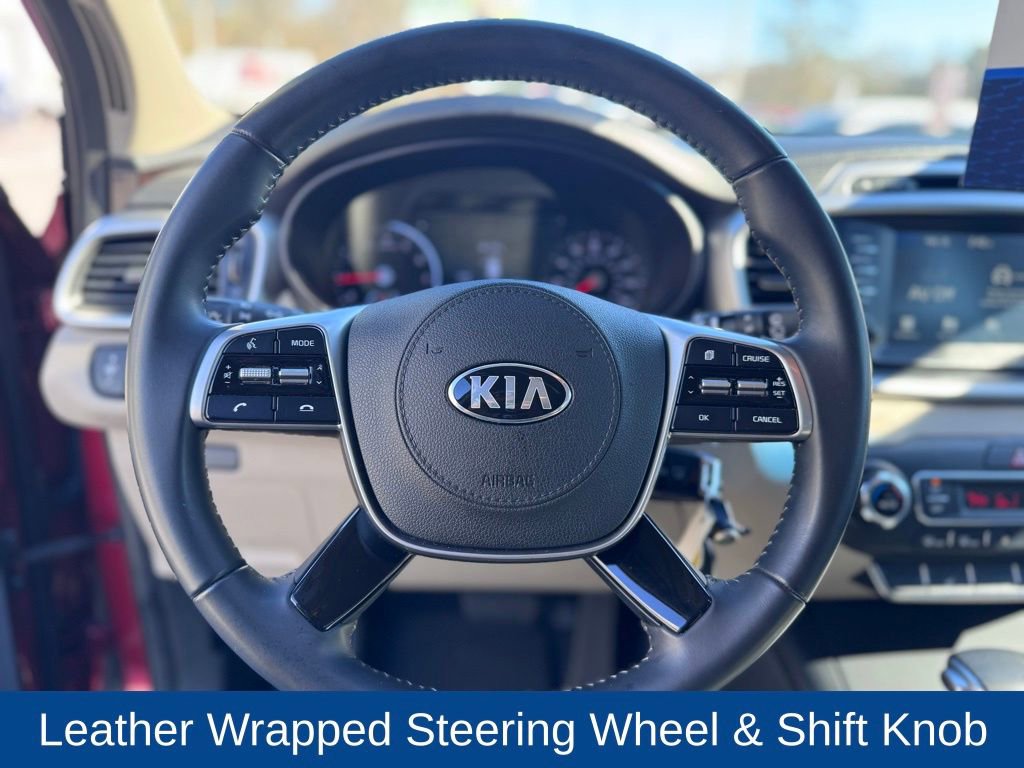 Used 2019 Kia Sorento LX w/ LX Convenience Package image 12