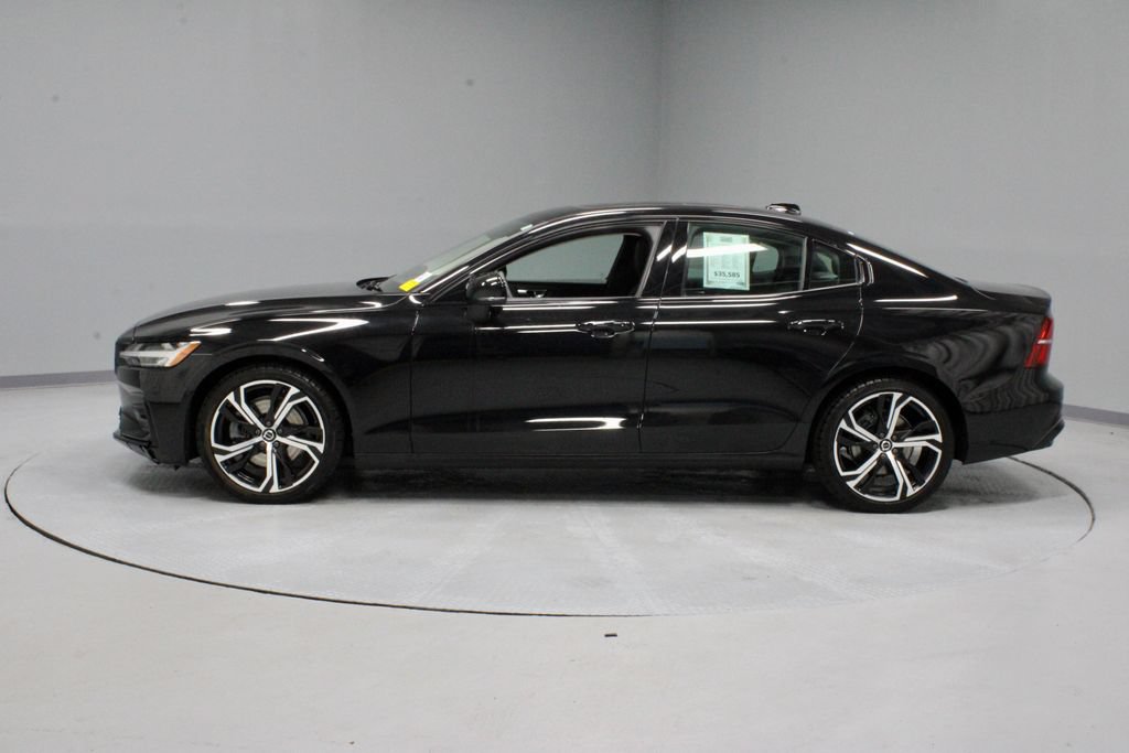 Used 2024 Volvo S60 B5 Plus w/ Climate Package AWD/4WD image 9