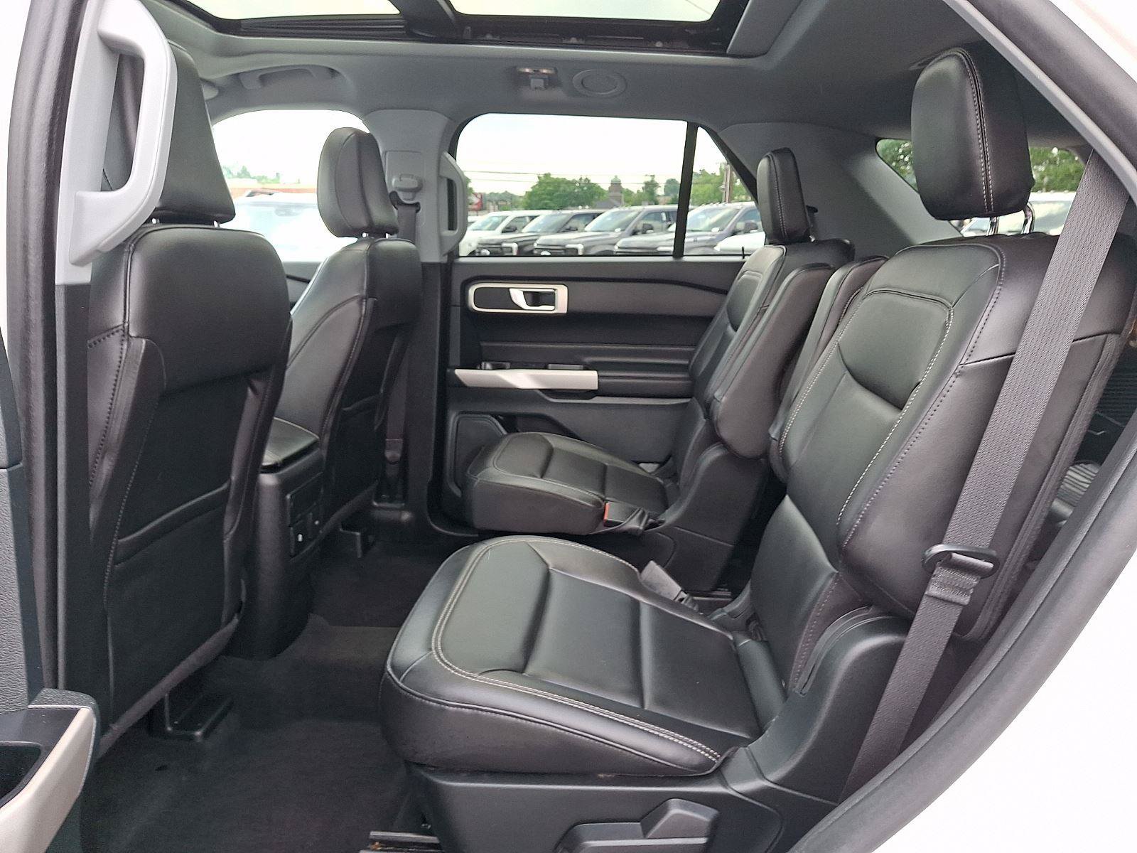 Certified 2023 Ford Explorer XLT w/ Equipment Group 202A AWD/4WD image 12