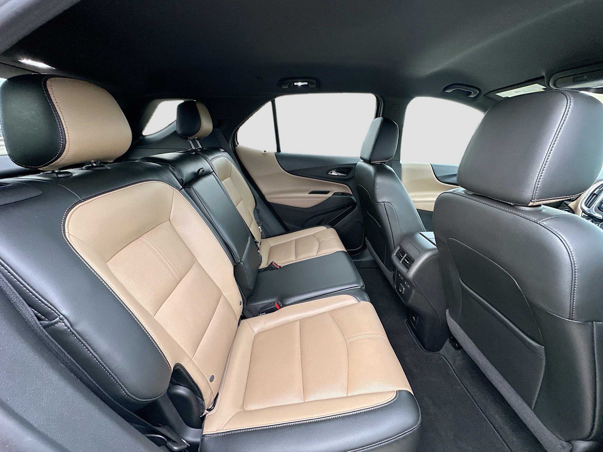 Used 2022 Chevrolet Equinox Premier image 26