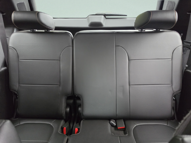 Used 2020 Chevrolet Traverse LT w/ LPO, Floor Liner Package FWD image 26