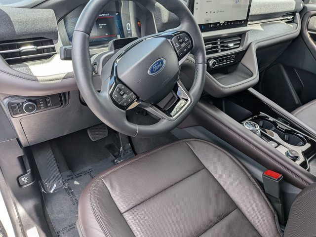 Certified 2026 Ford Explorer Platinum w/ LUX Leather Package AWD/4WD image 10