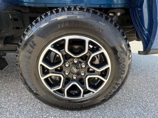 Certified 2022 Ford Escape SEL AWD/4WD image 38