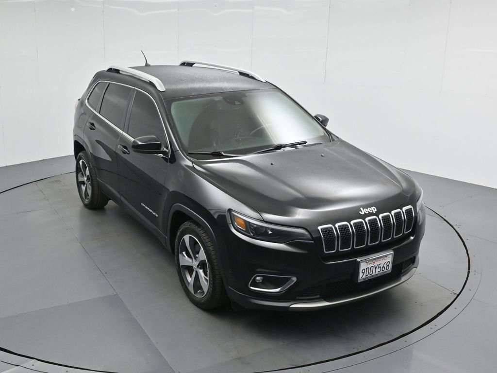 Used 2019 Jeep Cherokee Limited w/ Technology Group image 4