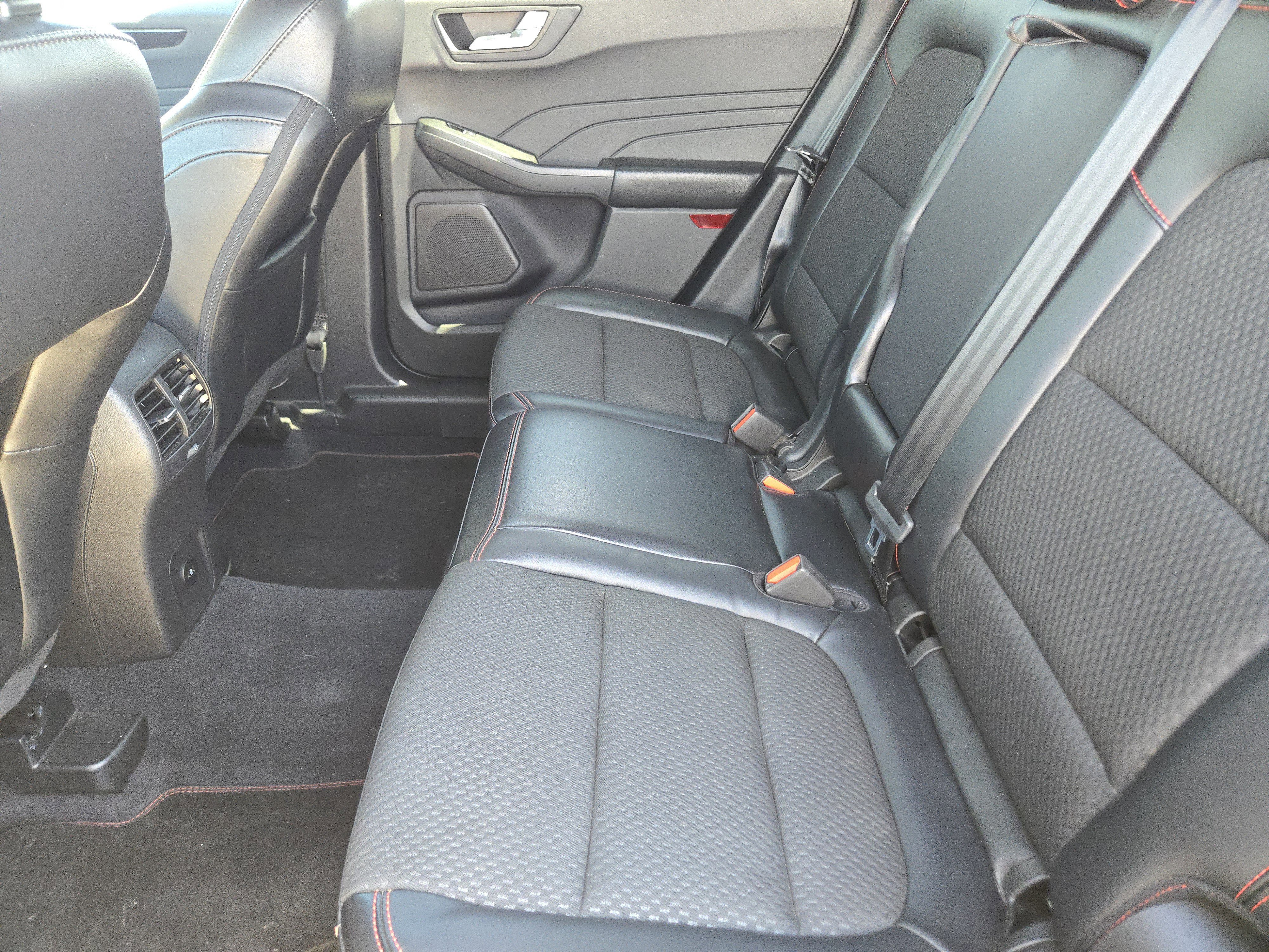 Certified 2023 Ford Escape ST-Line Select image 28