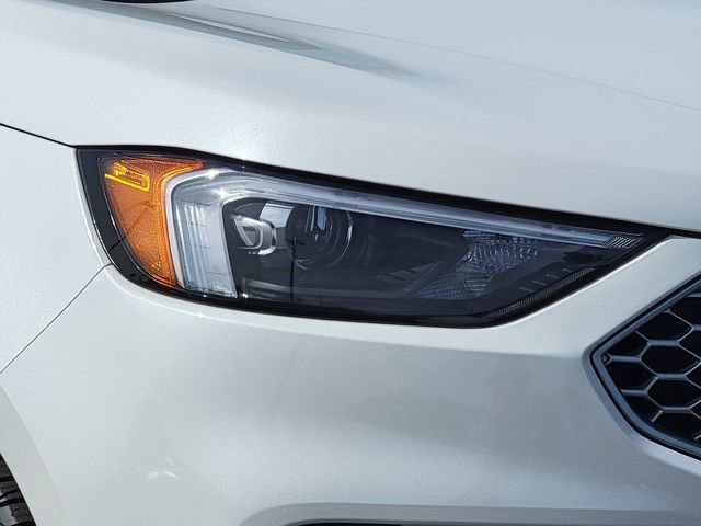 Certified 2024 Ford Edge SEL w/ Convenience Package AWD/4WD image 16