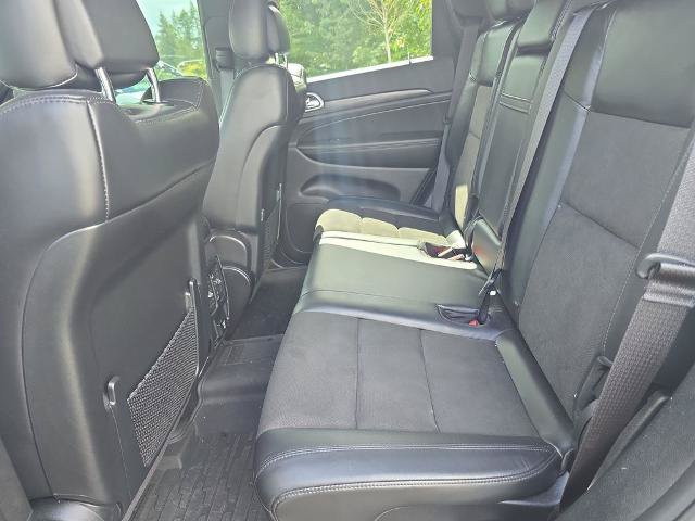 Used 2020 Jeep Grand Cherokee Altitude AWD/4WD image 9