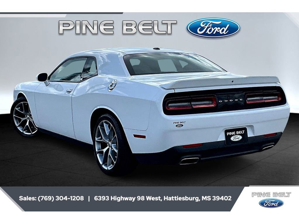 Used 2022 Dodge Challenger GT image 2