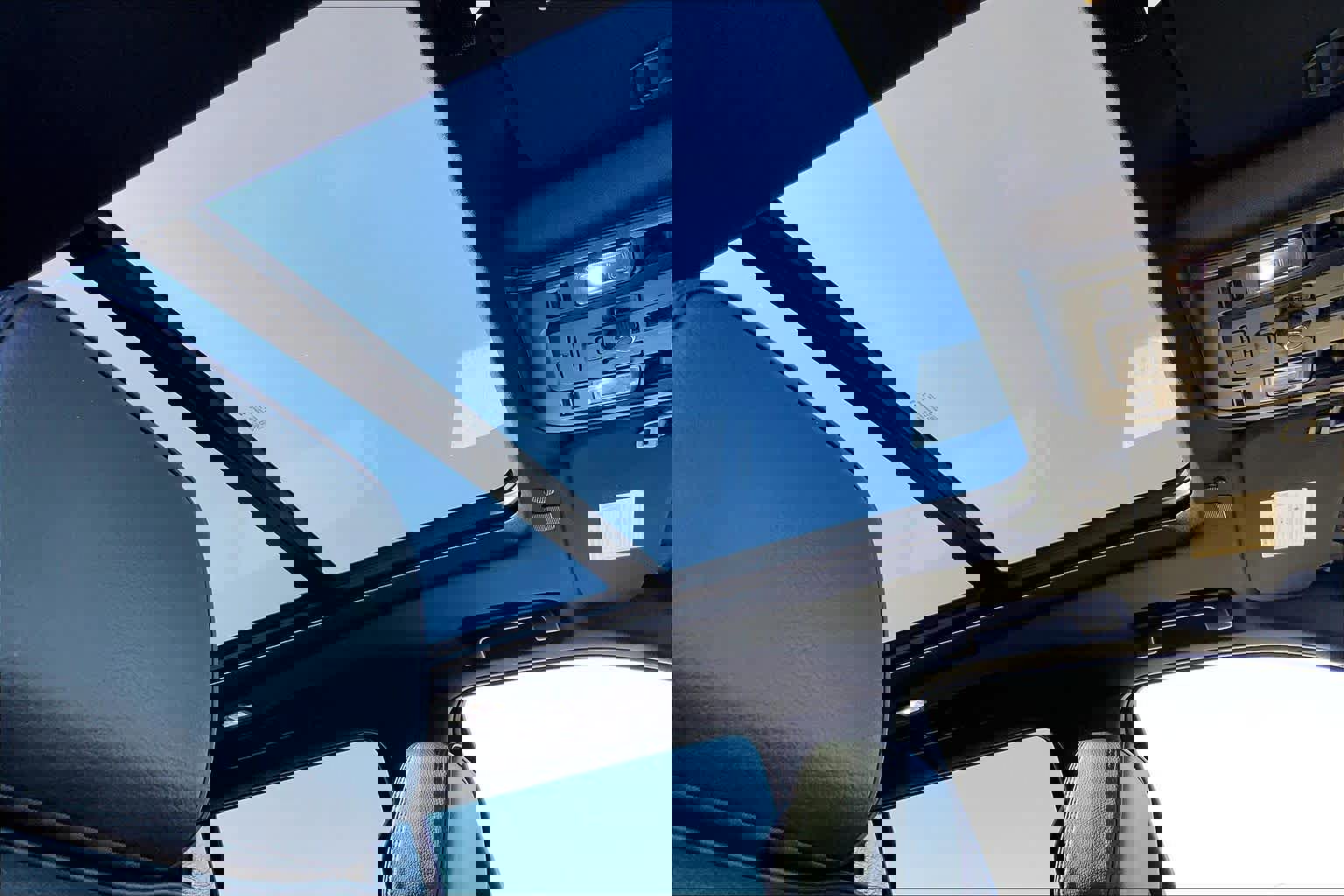 Used 2024 GMC Yukon Denali image 14