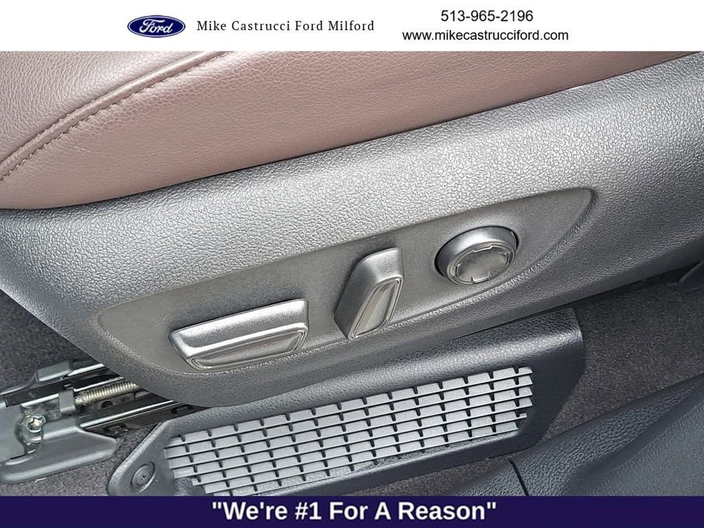 Used 2024 Toyota Sienna Platinum image 24