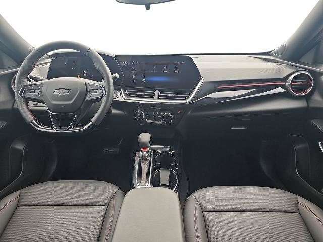 Used 2026 Chevrolet Trax RS FWD image 9
