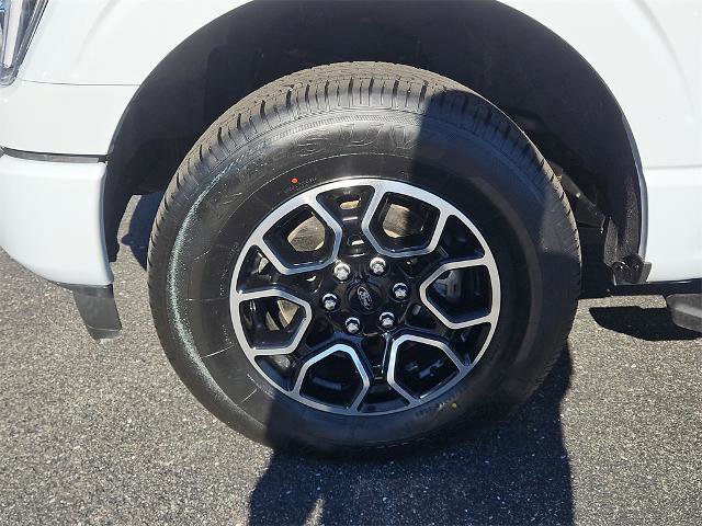 Certified 2022 Ford F150 XLT w/ Equipment Group 302A High image 29