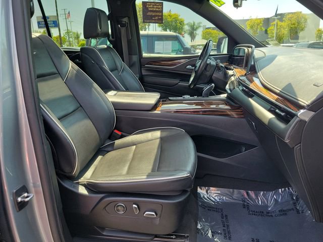Used 2023 Cadillac Escalade Premium Luxury image 19