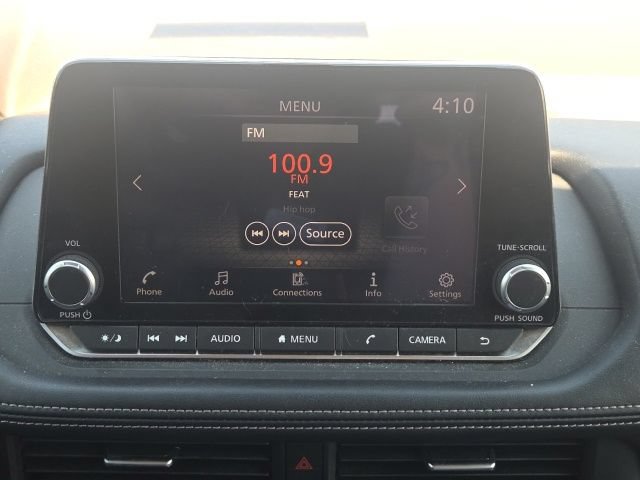 Used 2023 Nissan Rogue S AWD/4WD image 28