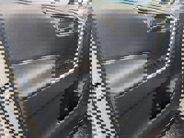 Used 2024 Toyota RAV4 LE image 21