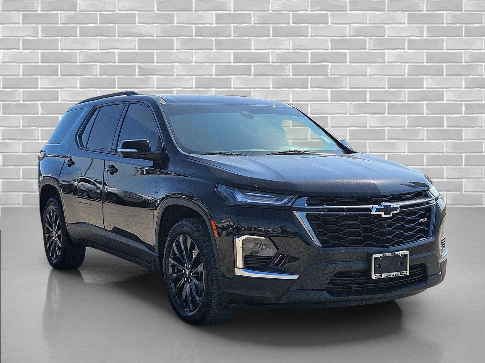 Used 2023 Chevrolet Traverse RS AWD/4WD image 3