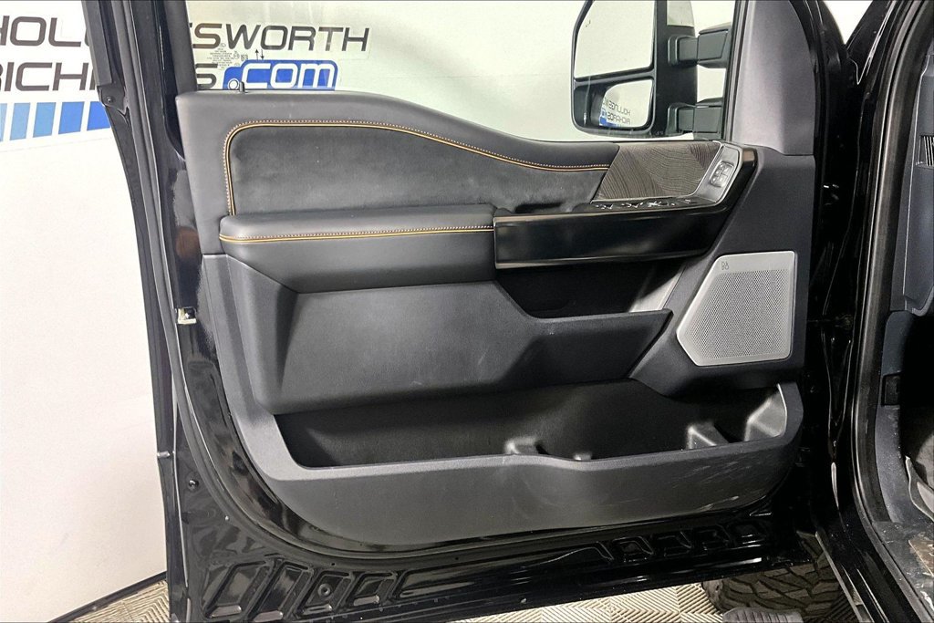 Certified 2024 Ford F250 Platinum AWD/4WD image 18