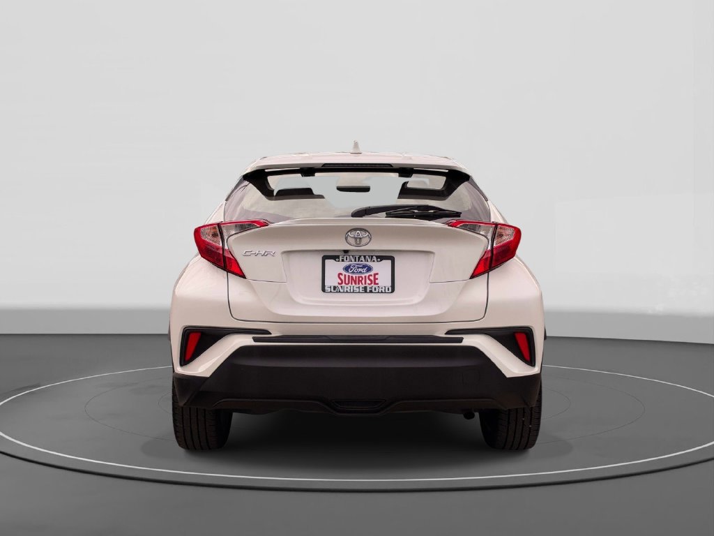 Used 2021 Toyota C-HR XLE FWD image 6