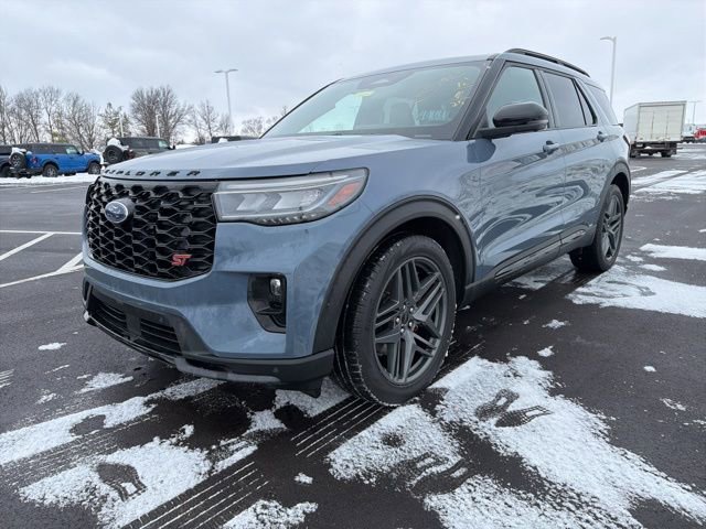 Certified 2025 Ford Explorer ST image 13