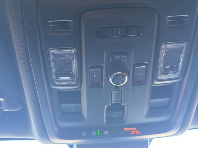 Used 2023 Chevrolet Tahoe High Country image 30