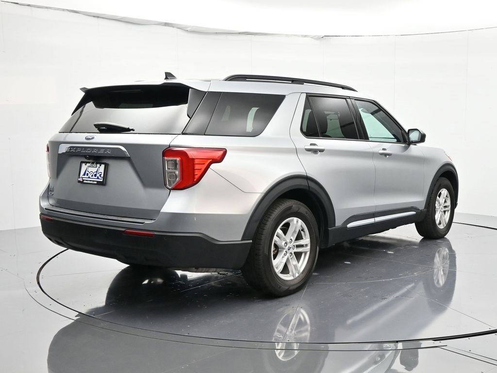 Certified 2022 Ford Explorer XLT image 13