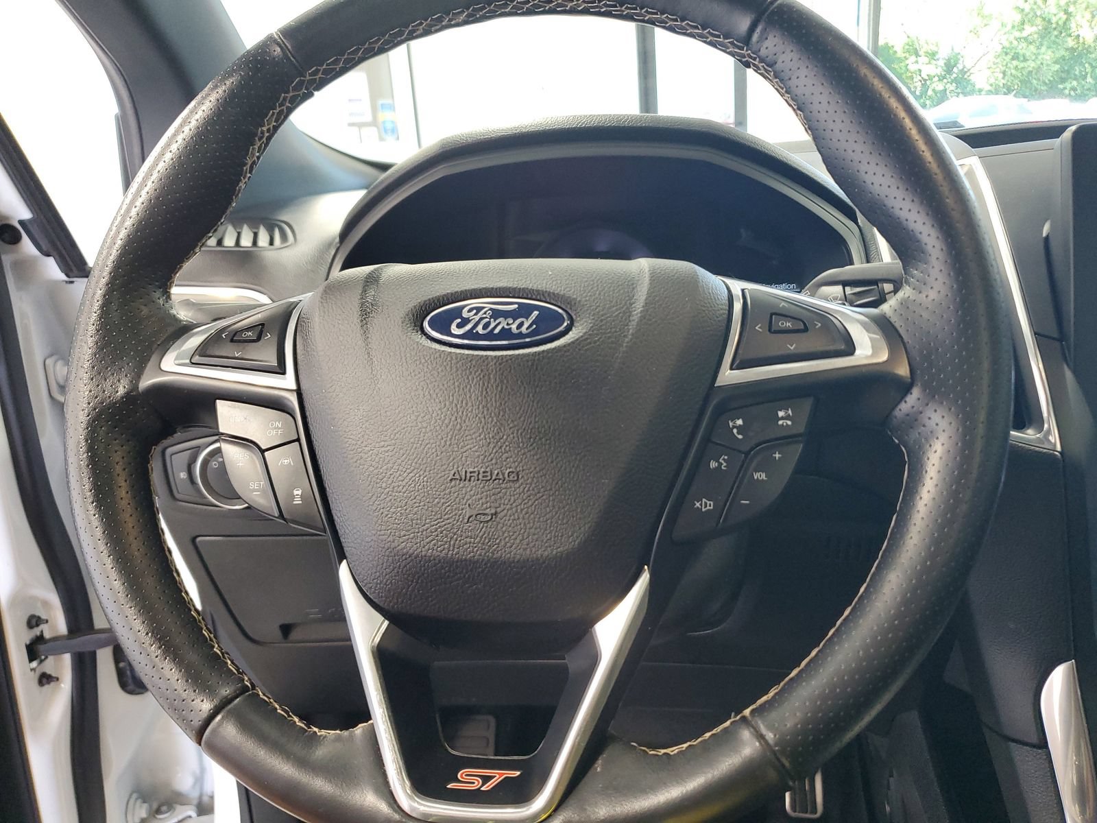Certified 2022 Ford Edge ST w/ Equipment Group 401A AWD/4WD image 19