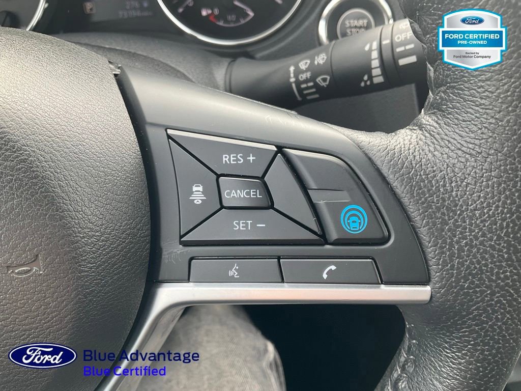 Used 2020 Nissan Rogue SV w/ Premium Package image 16