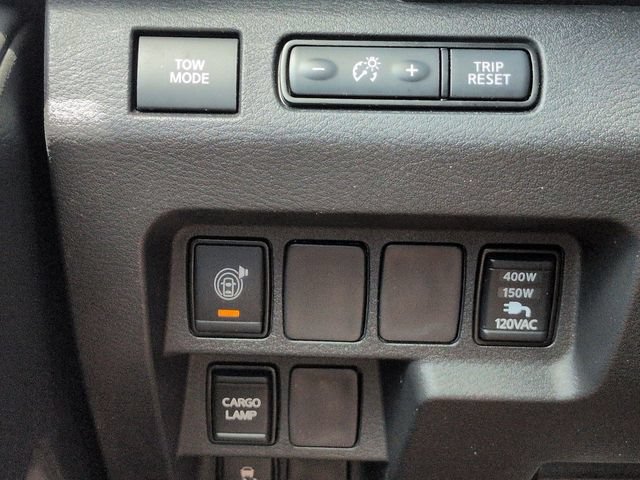 Used 2023 Nissan Frontier SV w/ SV Convenience Package RWD image 23