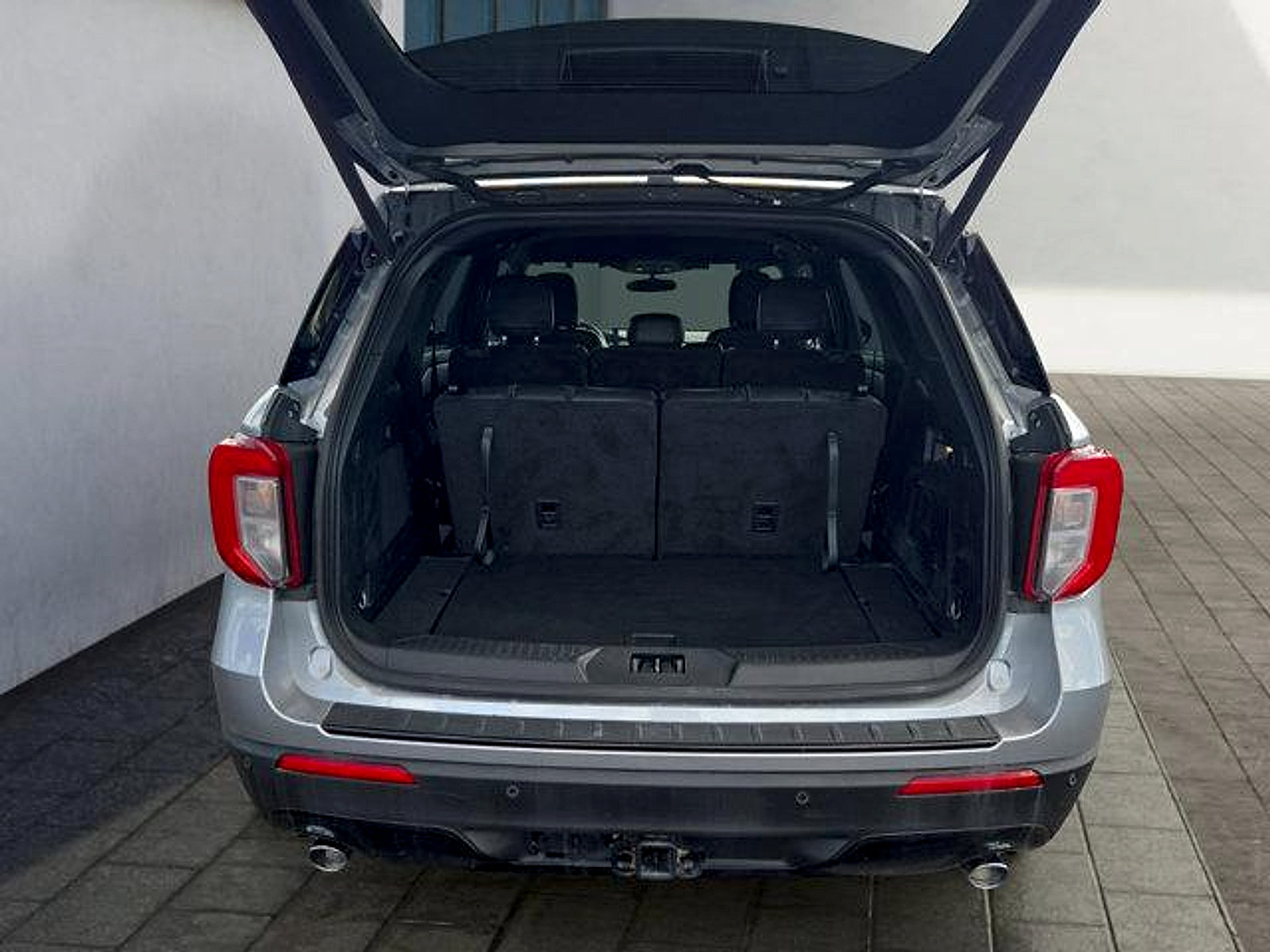 Certified 2023 Ford Explorer ST-Line w/ Class IV Trailer Tow Package AWD/4WD image 25