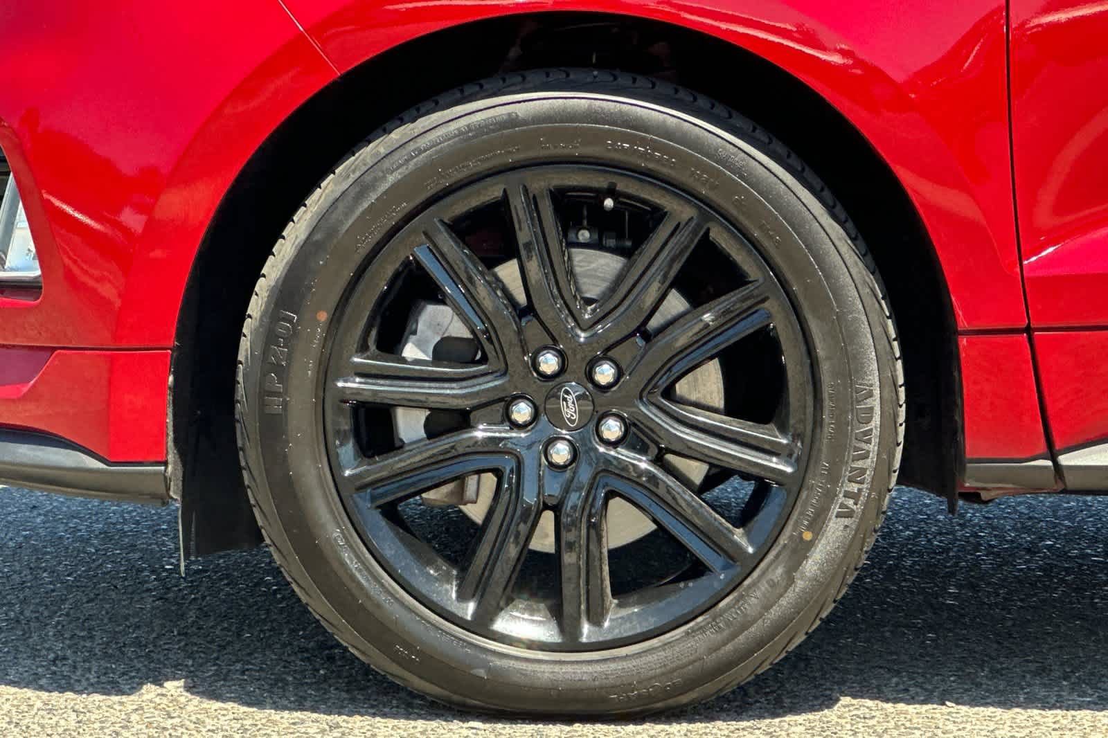 Certified 2021 Ford Edge ST-Line FWD image 28