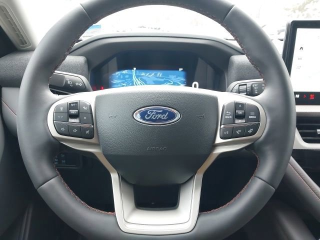 Certified 2025 Ford Explorer Active w/ Active Comfort Package image 18