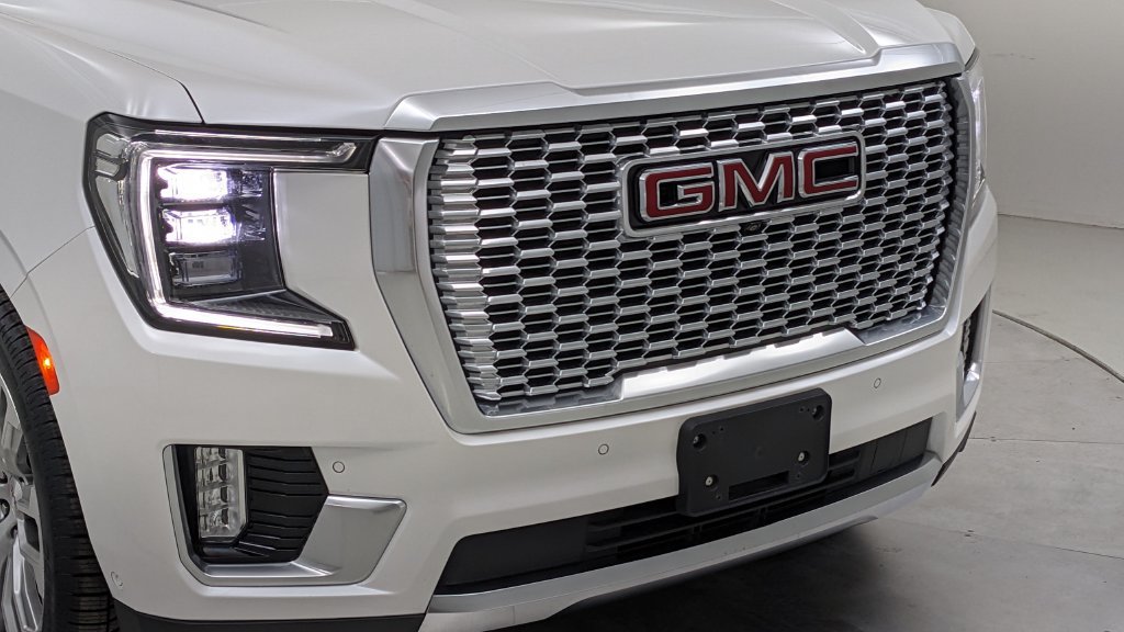Used 2024 GMC Yukon XL Denali w/ Denali Reserve Package AWD/4WD image 47