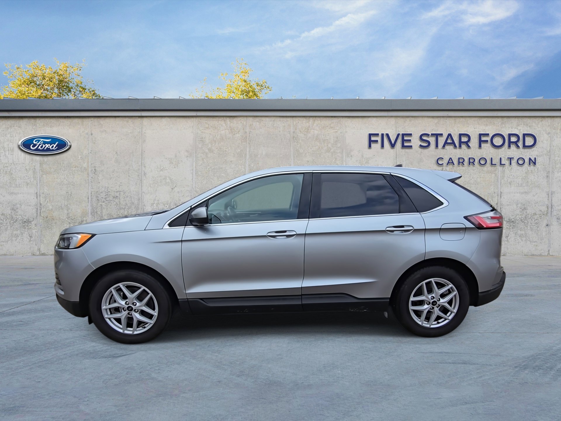 Certified 2024 Ford Edge SEL image 2