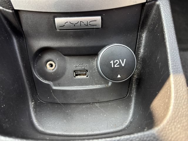 Certified 2017 Ford Fiesta SE FWD image 39