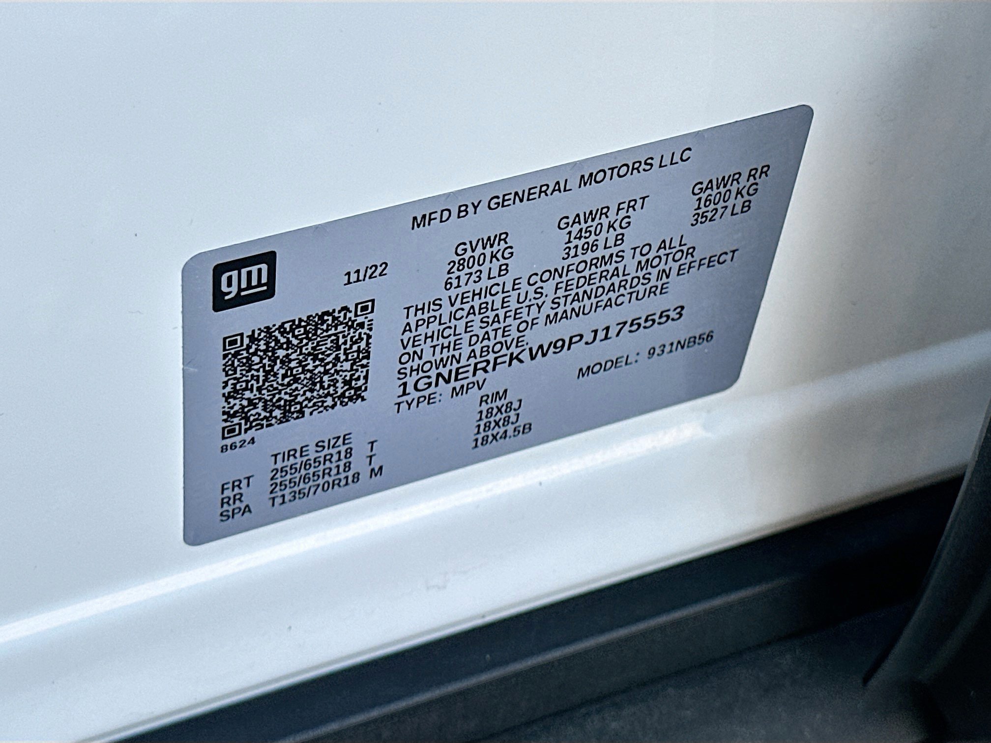 Used 2023 Chevrolet Traverse LS w/ Midnight/Sport Edition image 30