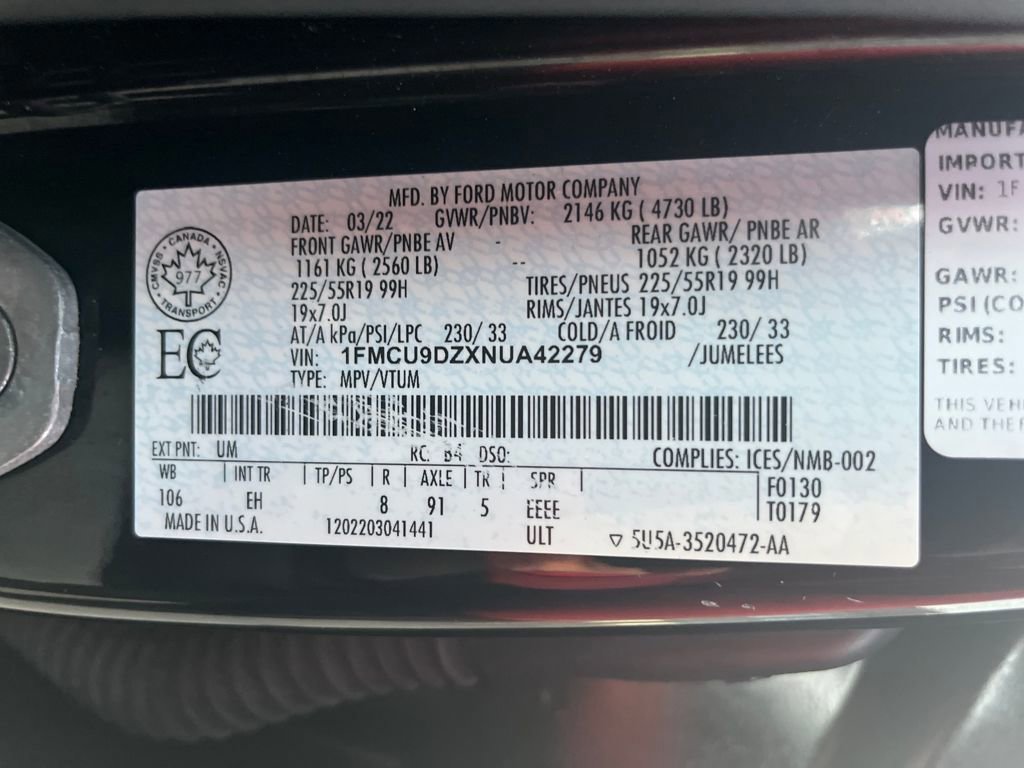 Certified 2022 Ford Escape Titanium image 37