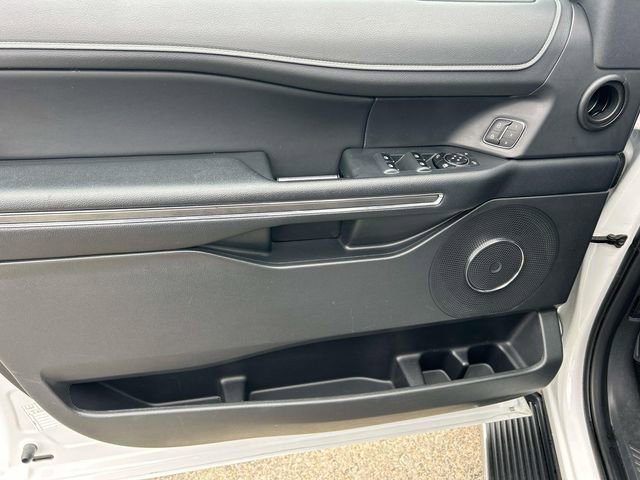 Certified 2023 Ford Expedition XLT image 27