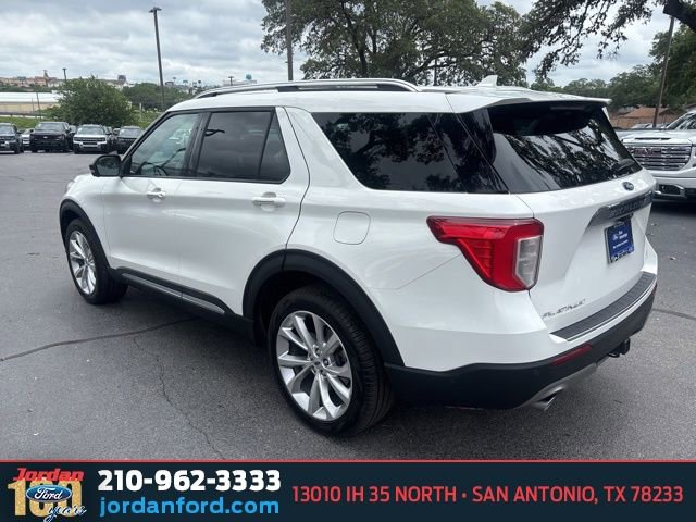 Certified 2023 Ford Explorer Platinum w/ Premium Technology Package AWD/4WD image 4