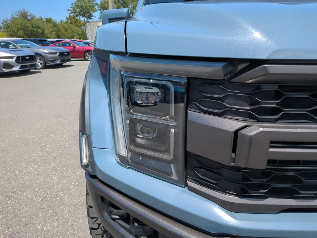 Certified 2023 Ford F150 Raptor w/ Raptor Carbon Fiber Package AWD/4WD image 9