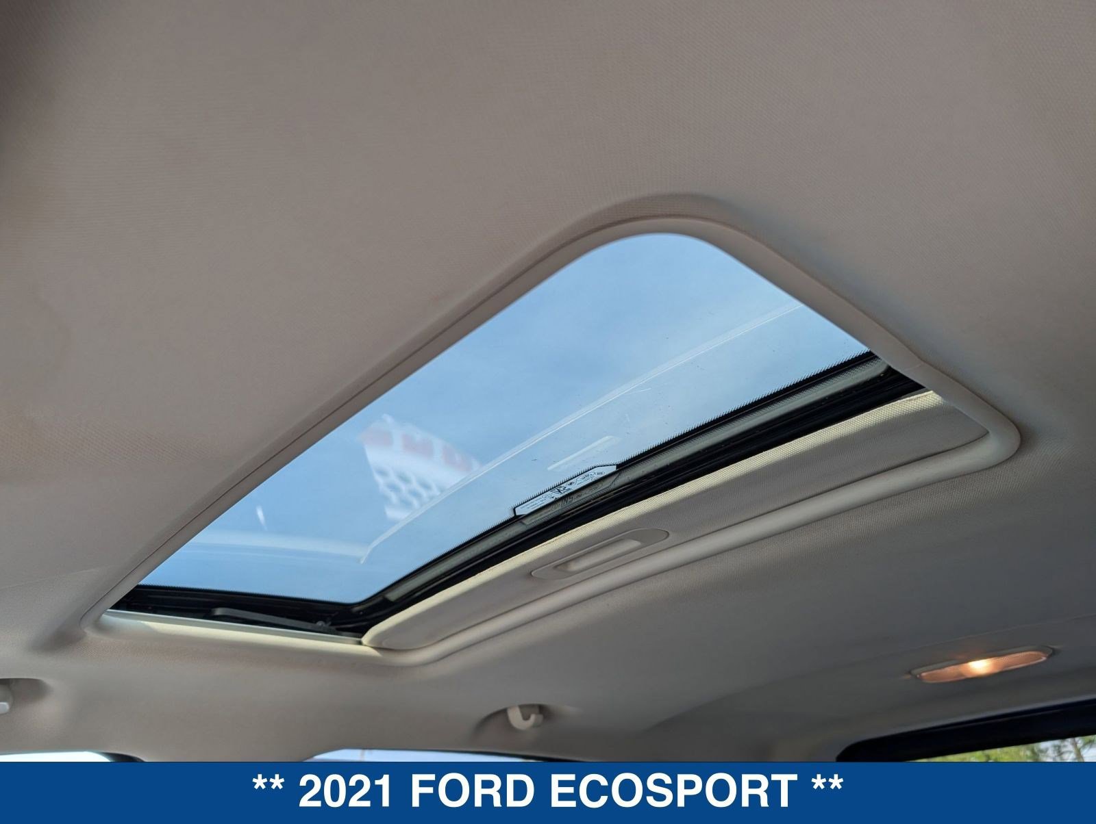Certified 2021 Ford EcoSport SES w/ Interior Protection Package image 22