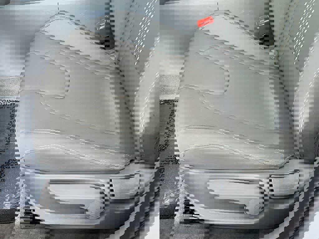 Used 2024 Hyundai Elantra SEL image 29