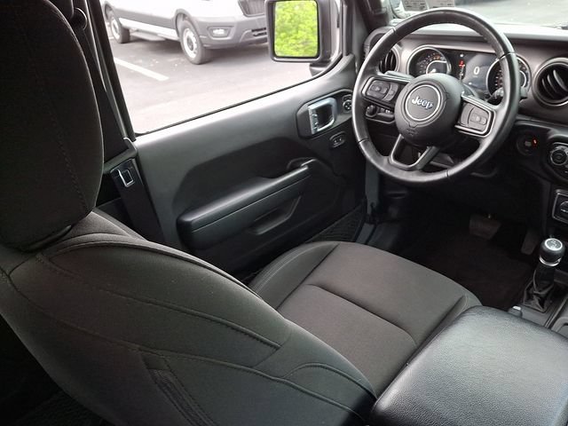Used 2022 Jeep Wrangler Unlimited Sport AWD/4WD image 17