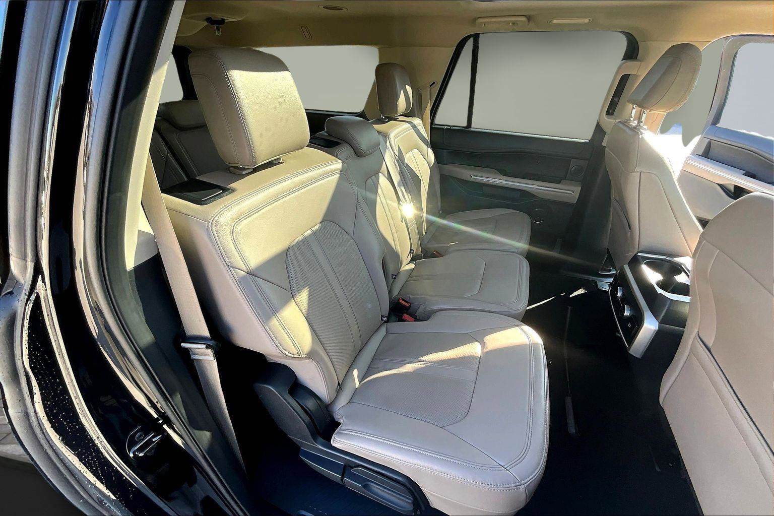 Certified 2024 Ford Expedition Max Limited image 21