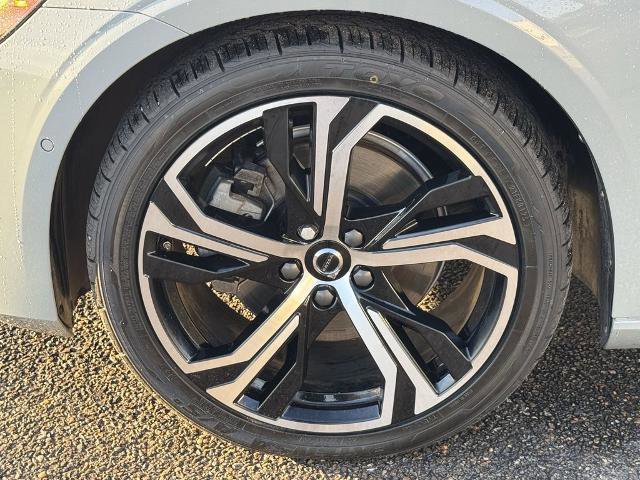 Used 2024 Volvo S60 B5 Plus w/ Climate Package AWD/4WD image 10