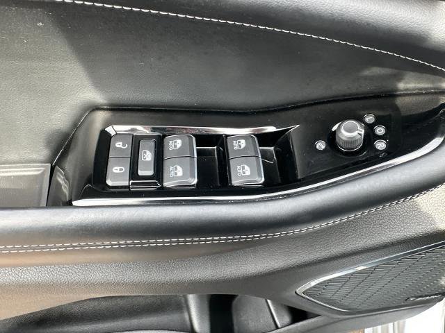 Used 2022 Jeep Grand Cherokee Overland image 29