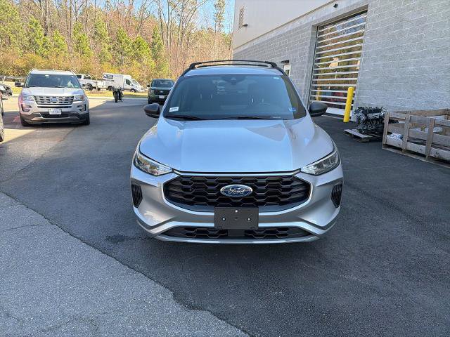 Certified 2023 Ford Escape ST-Line w/ Tech Pack #1 image 9